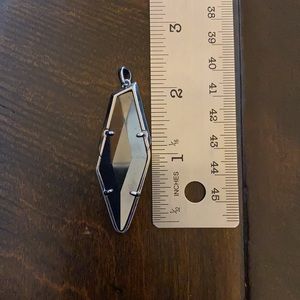 Kendra Scott Beatrice Hematite Pendant